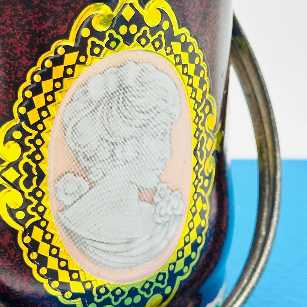 Vintage Murray-Allen Enchantress Cameo Confection Tin Made in England Burgundy - Picture 2 of 10